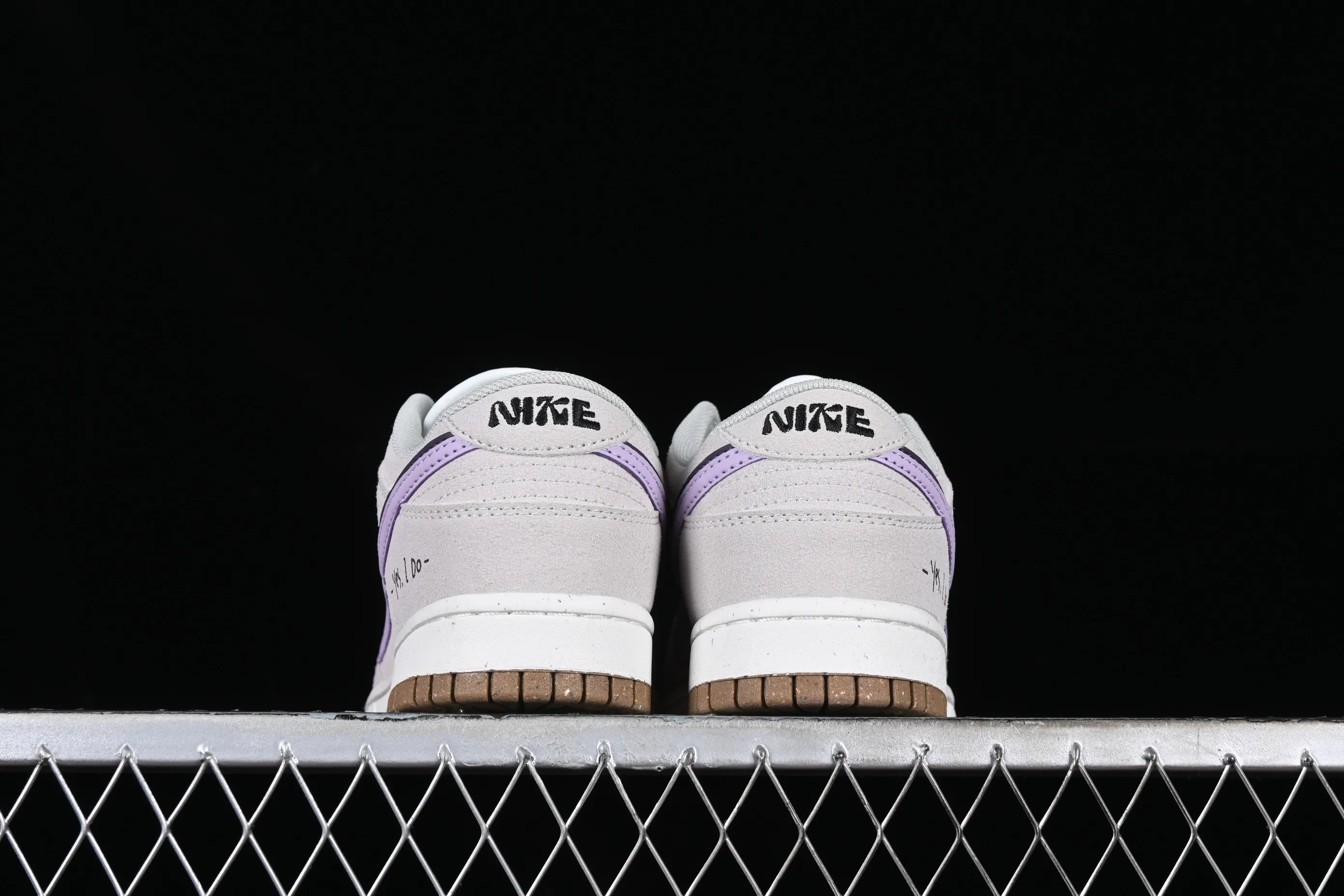 All Categories Nk SB Dunk Series Nk SB Dunk Low Low-top sneakers Cost-effective version Nk SB Dunk Low "85" double hook SB low-top sports and leisure sneakers DO9457-103
